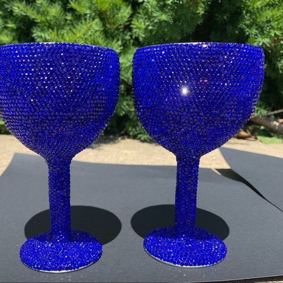Bedazzled Wine Glass Set - Picture 6 of 11